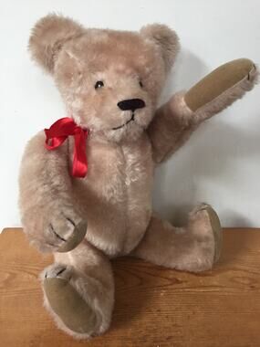 Vintage Linda Spiegel Bearly There 17” Blonde Jointed Stuffed Plush Teddy Bear